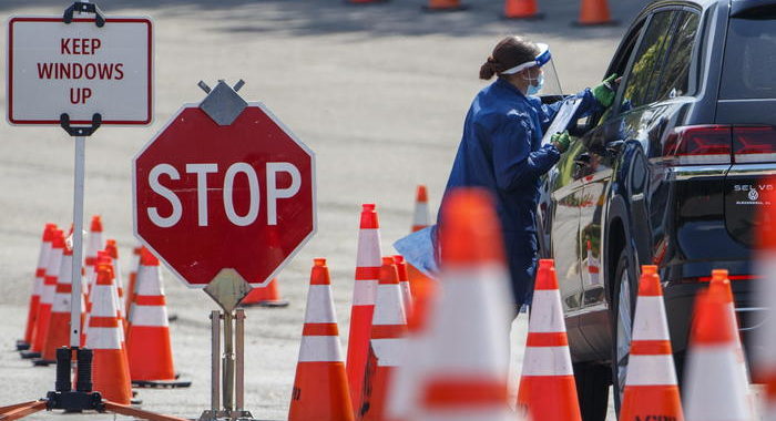 Coronavirus: Usa, i morti superano quota 194mila