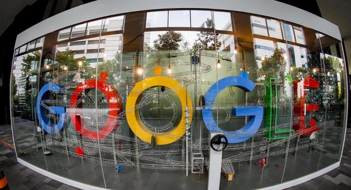 Google a Ue, avanti su regole per Internet più responsabile
