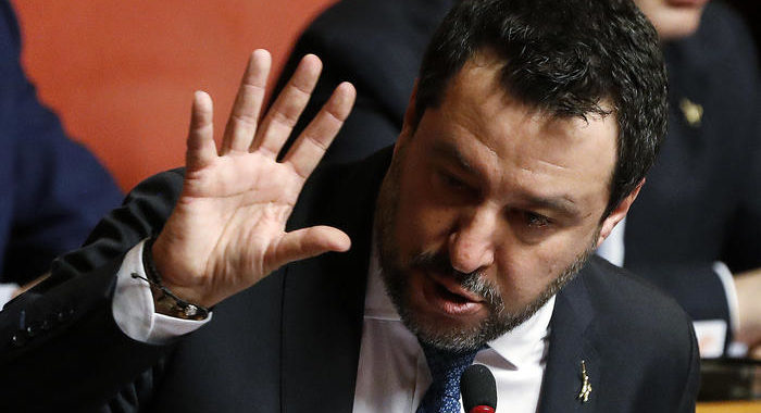 Gregoretti: difesa Salvini, a bordo c’erano due scafisti