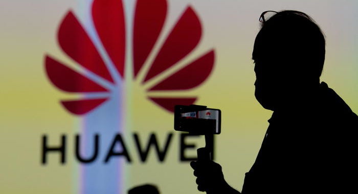 Huawei, nostro sistema operativo nel 2021