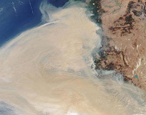 Il fumo dei roghi Usa arrivato in Europa