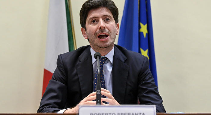 Speranza istituisce commissione assistenza anziani