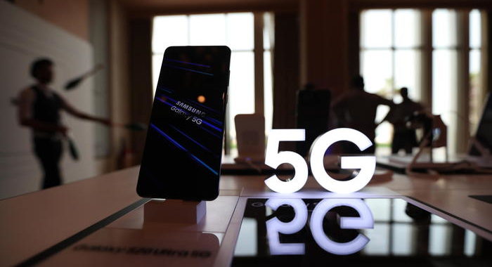 5G: 4 mln smartphone venduti in Europa Ovest nel primo semestre