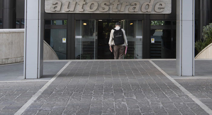 Atlantia corre in Borsa dopo l’esclusiva a Cdp per Aspi