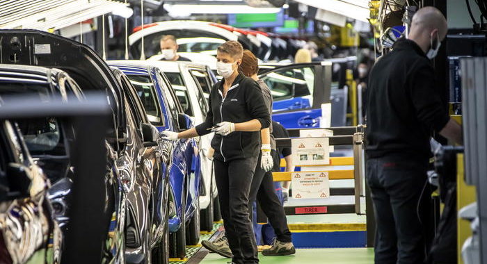 Auto: primo segno positivo Europa, +1,1% a settembre