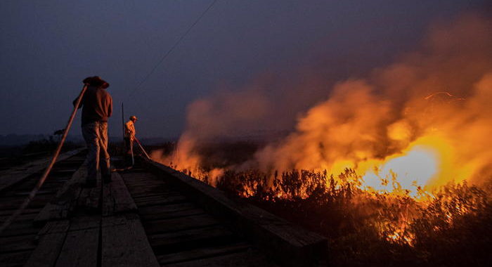 Bolivia: incendi, firmato decreto di ‘disastro nazionale’