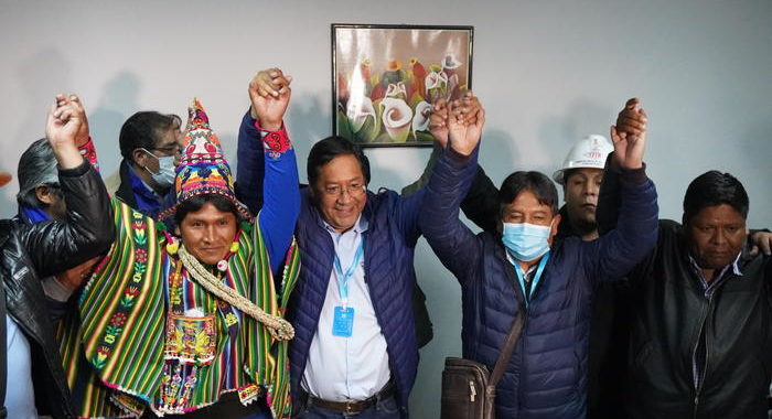 Bolivia: proiezioni, Arce nuovo presidente con il 52,4% voti