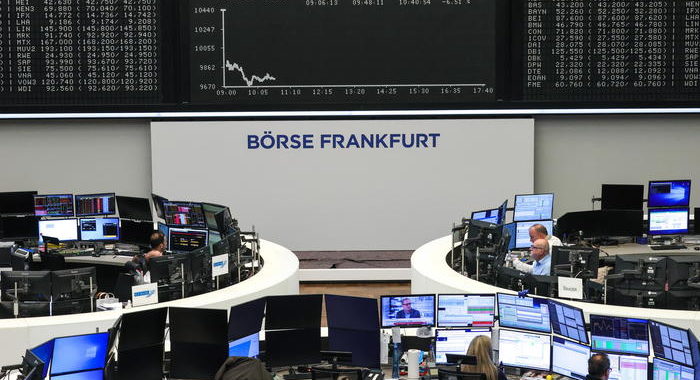 Borsa. Europa chiude in forte calo, Francoforte perde il 3,71%