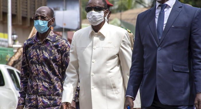 Guinea: presidente in vantaggio secondo risultati parziali