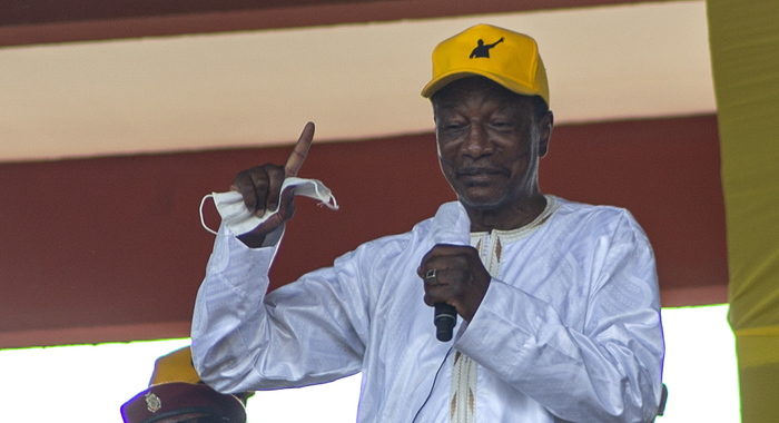 Guinea: terzo duello per la presidenza tra Condé e Diallo