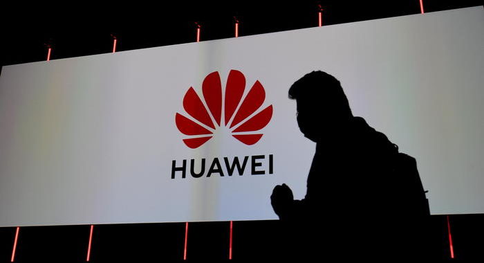 Huawei rilancia, un centro a Roma di cybersecurity