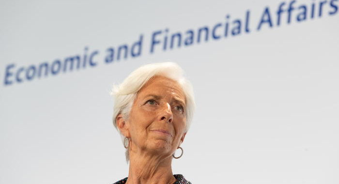 Lagarde, Bce guarda seriamente a euro digitale