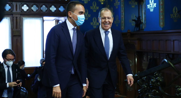 Lavrov, da Ue passi ostili, Italia costruttiva