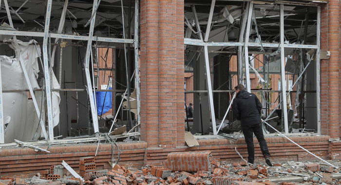 Nagorno: missile su case in Azerbaigian, almeno 13 morti