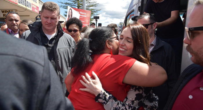 Nuova Zelanda: elezioni, Ardern ampiamente in testa