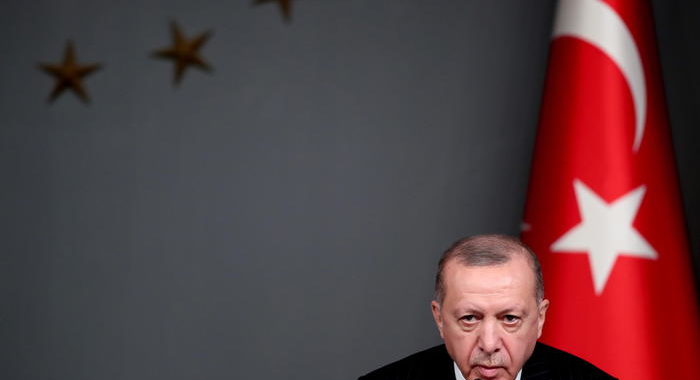 Turchia avvia procedura giudiziaria contro Charlie Hebdo