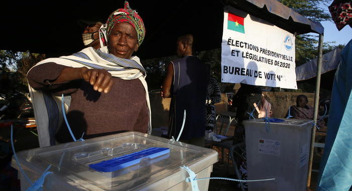 Burkina Faso: presidenziali, alcuni seggi chiusi per minacce