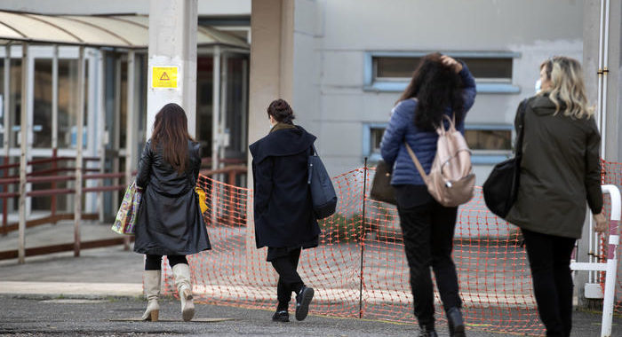 Dpcm sospende concorso scuola ma oggi prove regolari