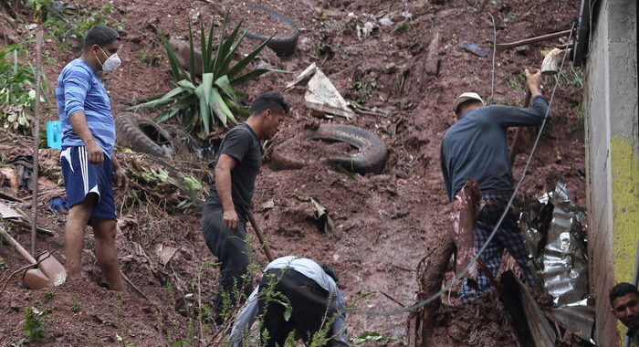 Guatemala, 50 morti per la tempesta Eta