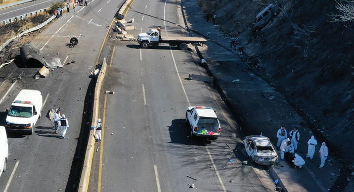 Messico: incidente autocisterna,13 morti