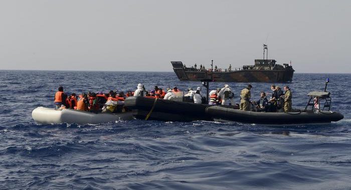 Migranti:Oim, 199 riportati in Libia da guardiacoste Tripoli
