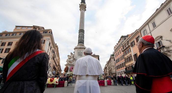 Papa: l’8 dicembre non si recherà a piazza di Spagna