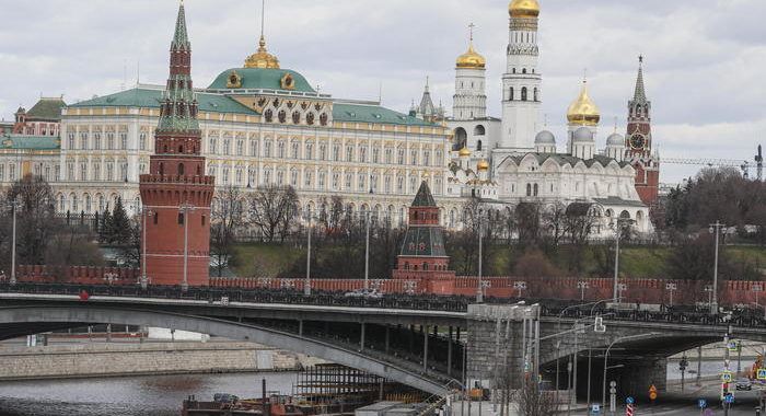 Suicida un agente del Cremlino, forse una guardia di Putin
