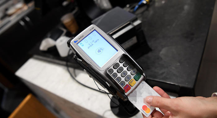 Al via l’iscrizione al piano Cashback sulla app Io