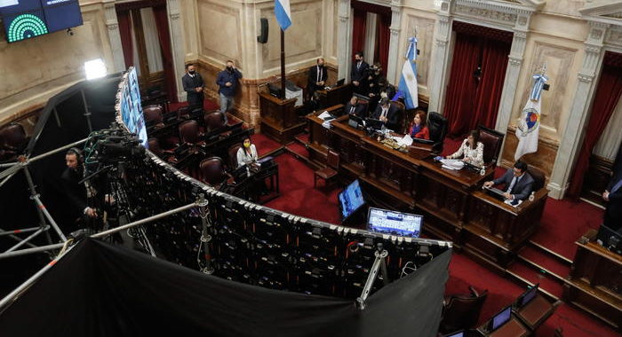 Argentina, approvata tassa patrimoniale anti Covid