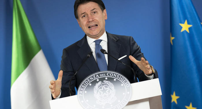 Conte convoca delegazione M5S alle 16:30, Pd alle 19