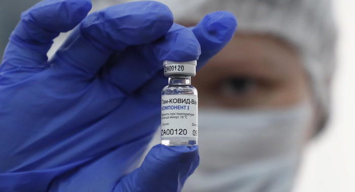 Covid: in arrivo 4 milioni dosi vaccino russo nei Territori
