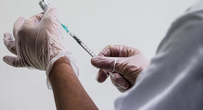 Covid: legale Rsa, personale non vaccinato è inidoneo