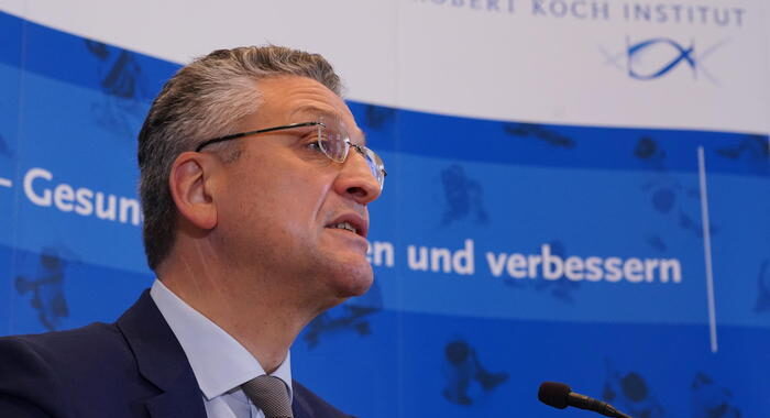 Covid: Robert Koch Institut, 852 vittime in 24 ore