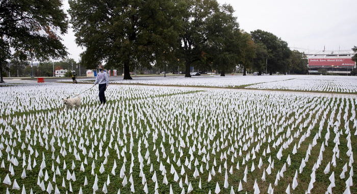 Covid: Usa,superati 16 milioni di casi e 297.000 morti