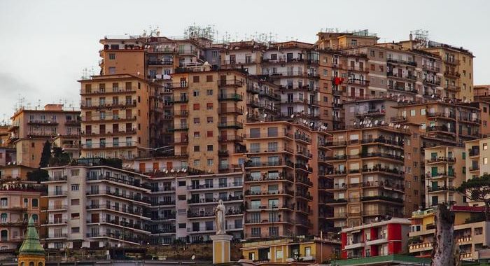 Domani alla cassa per l’Imu, non pagano attività chiuse