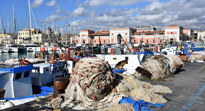 I due pescherecci di Mazara sono partiti da Bengasi