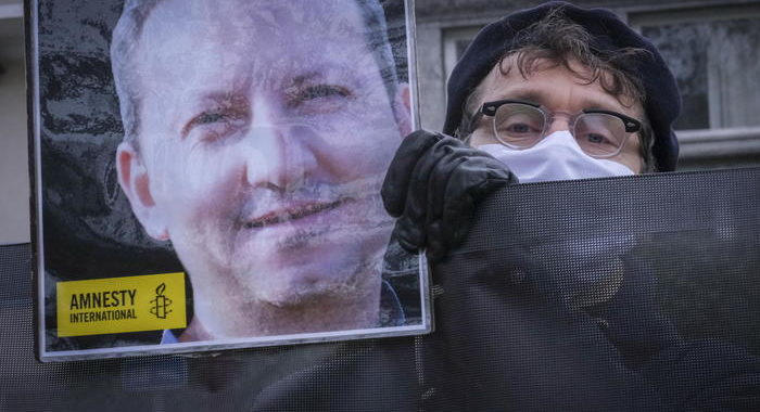 Iran: sale ansia per Djalali, si teme l’esecuzione domani