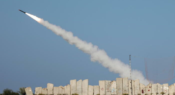 Israele: esercito, circa 50 obiettivi colpiti in Siria