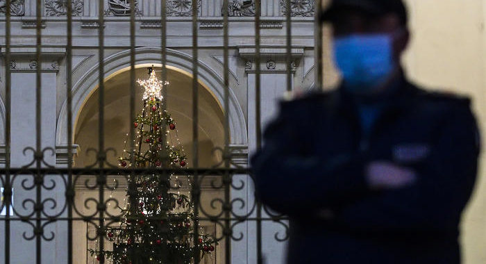 Natale: al via Conte-capidelegazione-Boccia su nuova stretta