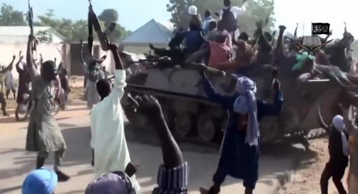 Nigeria: Boko Haram mostra video con studenti rapiti