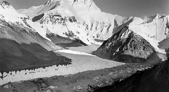Popolare ecologista cinese scomparso tra ghiacciai in Tibet