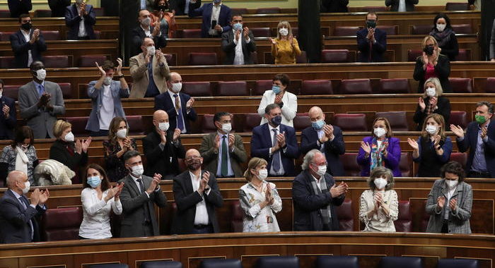 Spagna: Congresso approva legge eutanasia, ora al Senato