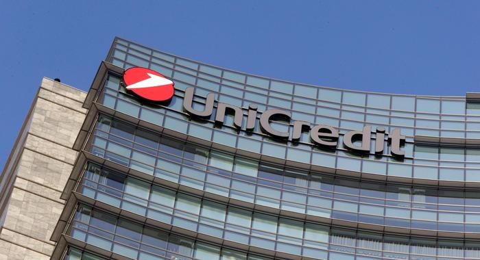 Unicredit: cede in Borsa in avvio di seduta, -7%