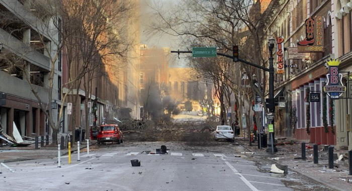 Usa: forte esplosione a Nashville