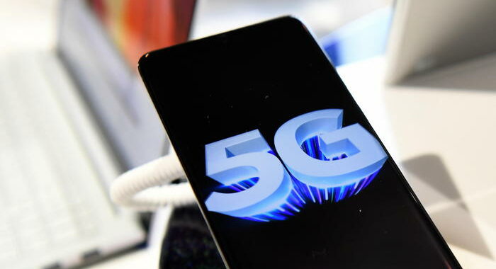 5G: nel 2021 avanti con videochiamate e telemedicina