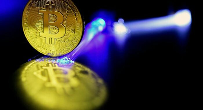 Bitcoin: supera i 35.000 dollari, è nuovo record