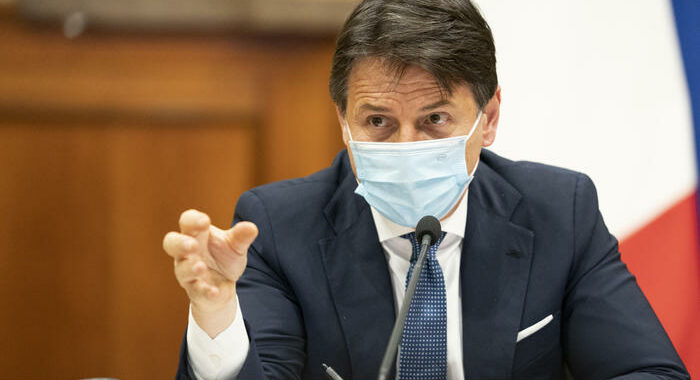 Finito vertice Esecutivo-Regioni, ora altro passaggio Governo