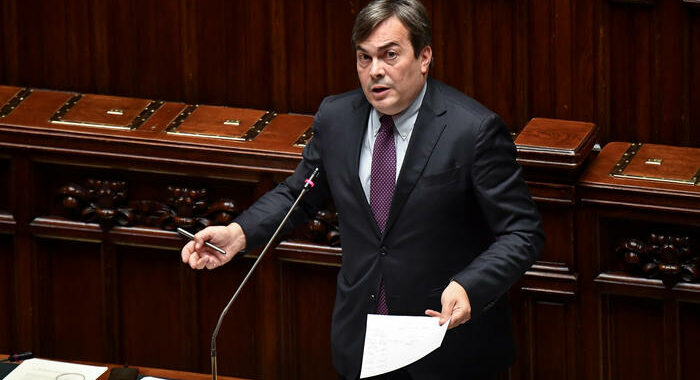 Governo: Amendola, è il momento di ascoltare il paese