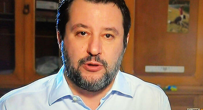 Governo: Salvini, meglio voto che tirare a campare