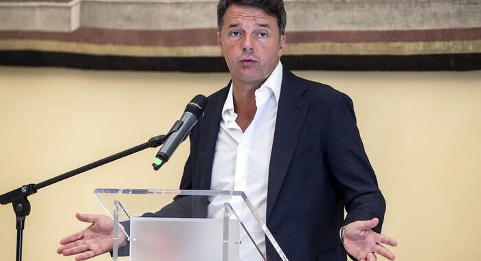 Governo:Renzi,basta chiacchiere, usiamo soldi Mes